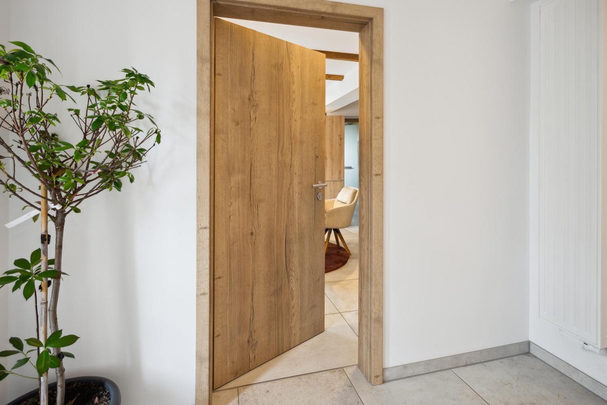 Apartmenthaus Schlag Naumburg  Buitenkant foto