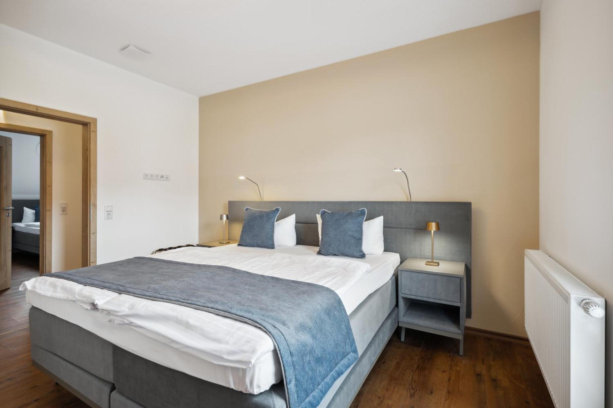 Apartmenthaus Schlag Naumburg  Buitenkant foto