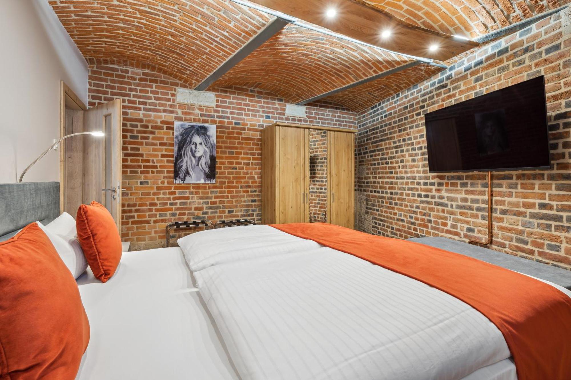 Apartmenthaus Schlag Naumburg  Buitenkant foto