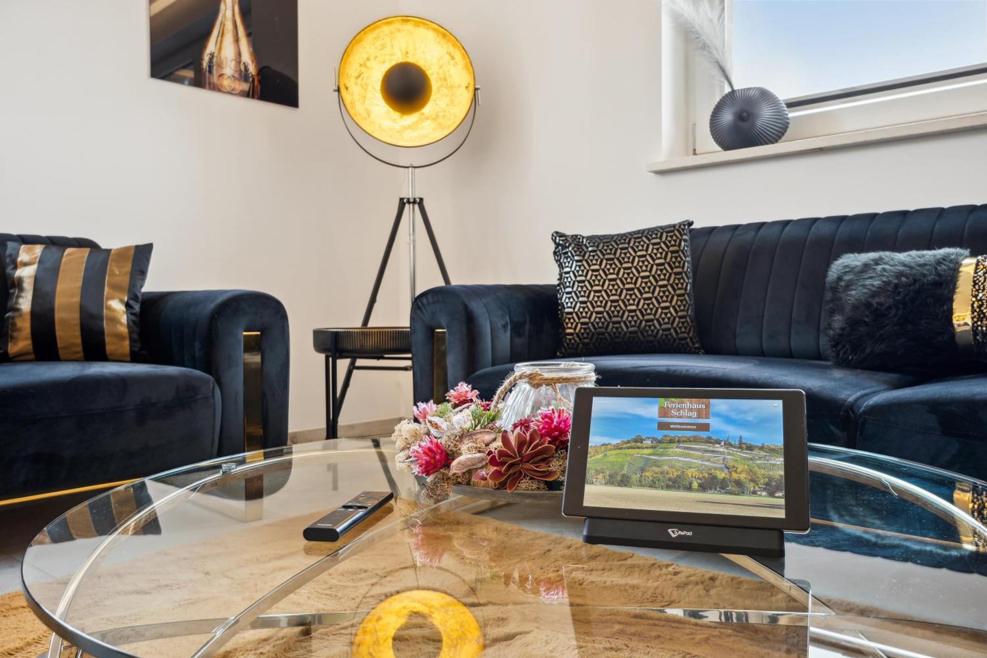 Apartmenthaus Schlag Naumburg  Buitenkant foto