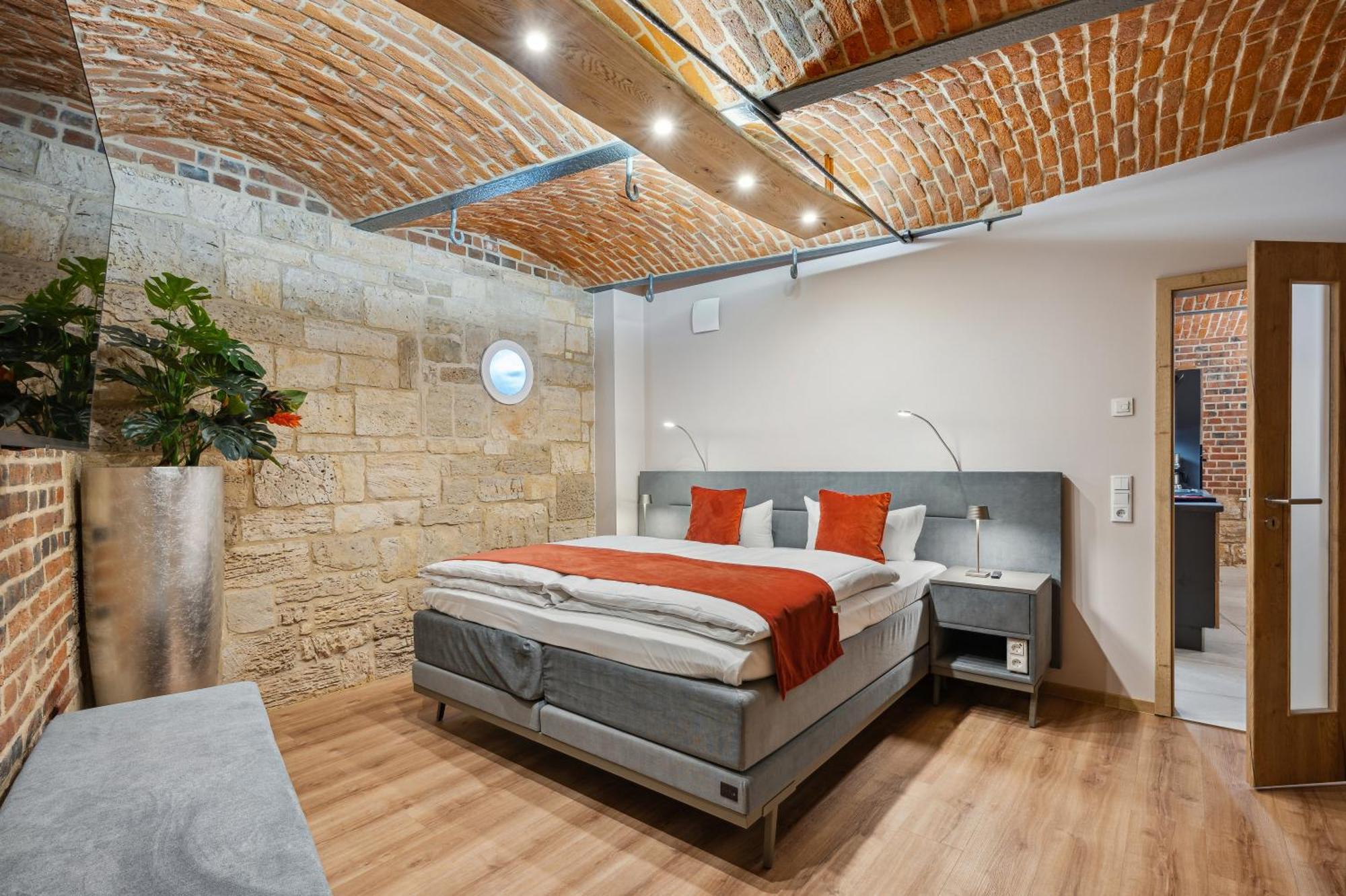 Apartmenthaus Schlag Naumburg  Buitenkant foto